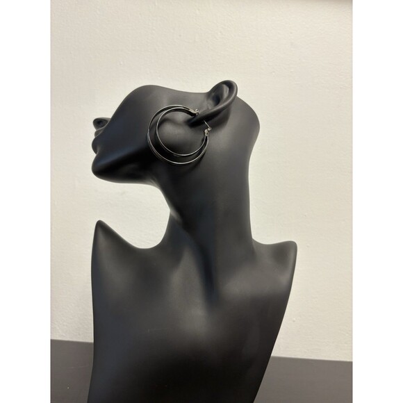 Vintage Black Double Hoop Leverback Earrings - Picture 14 of 14